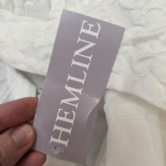 NWT Hausen White Puff Textured Sleeve Dress, Medium - Picture 8 of 12